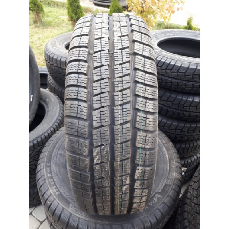 Paxaro - VAN WINTER - 215/65 R16C