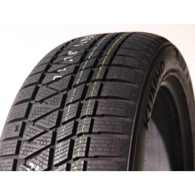 Marshal (Kumho) - WS71 - 235/65 R17