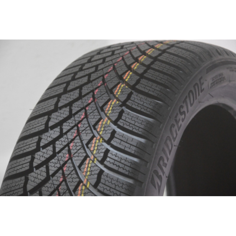 Bridgestone - Blizzak LM005 - 215/60 R16