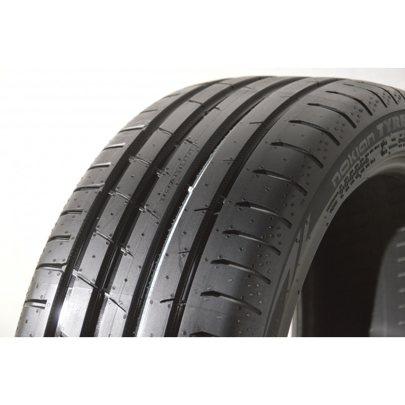 Nokian - Powerproof - 255/45 R18