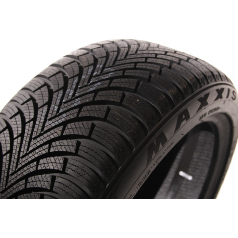 Maxxis - Premitra Snow WP6 - 205/55 R17